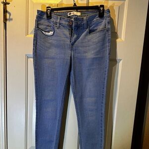 Levi's Size 29 Light Wash Skinny Jeans